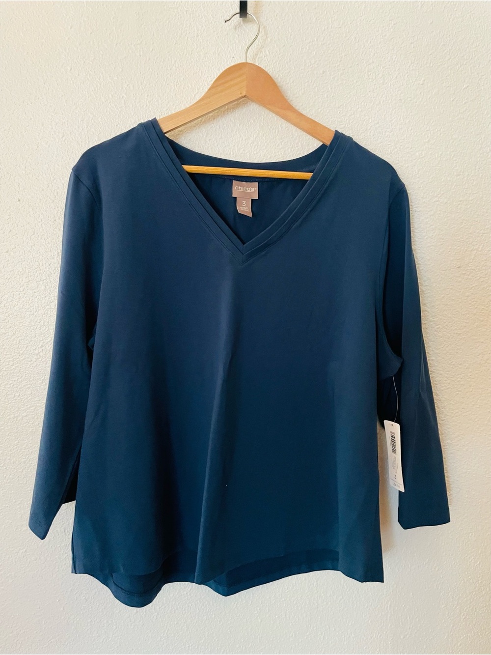 Chico's Double V-Neck Knit 3 Quarter Sleeve Top Size Large NWT Evening Blue